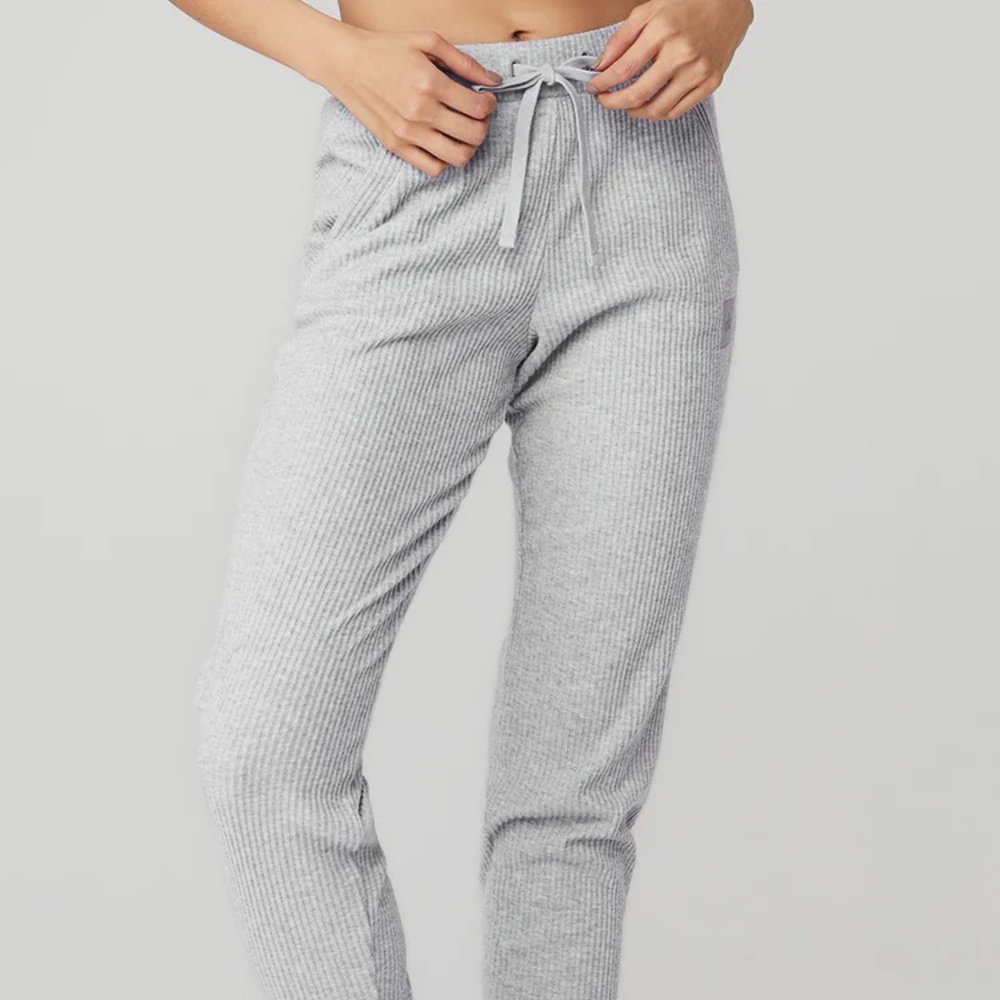 Alo muse sweatpants